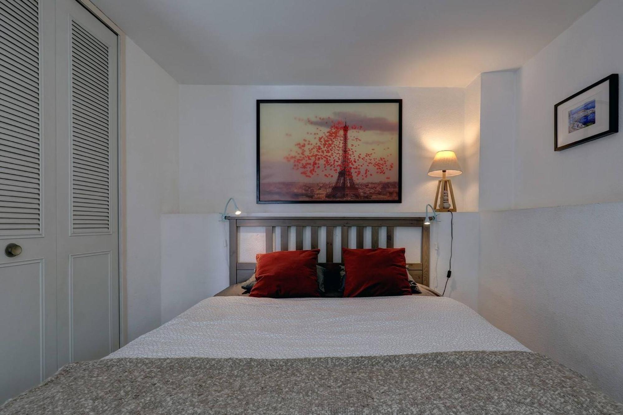 082 - Stunning Sea Views Beachfront Apartment เบนัลมาเดนา ภายนอก รูปภาพ